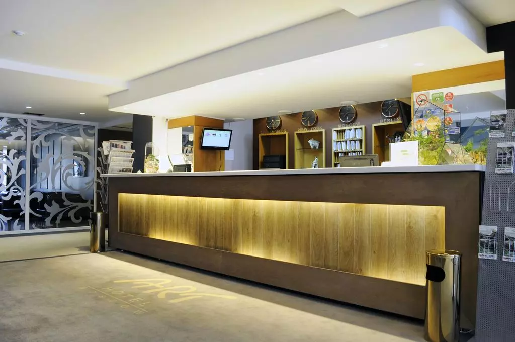 هتل آرت مسکو - مهرپرواز